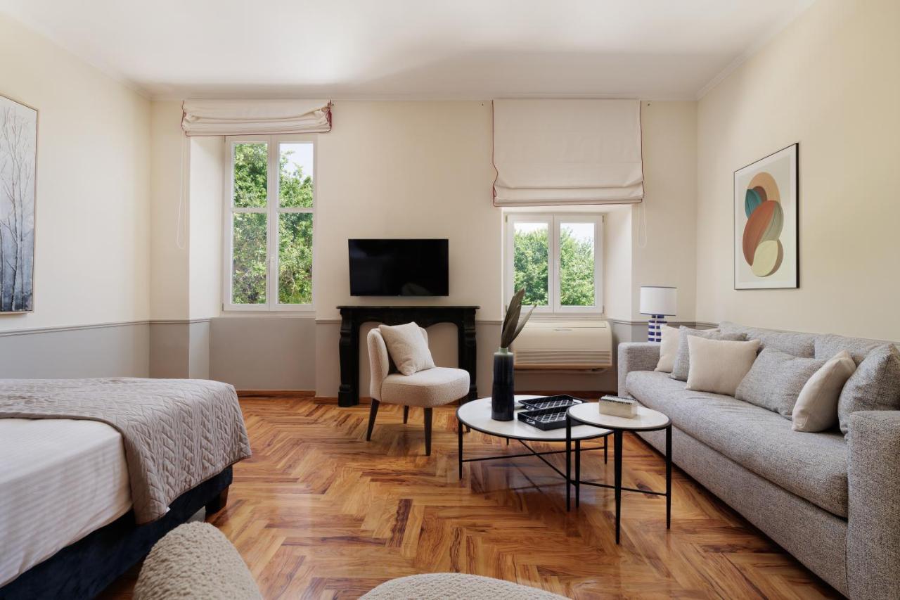Liston's Apartment *